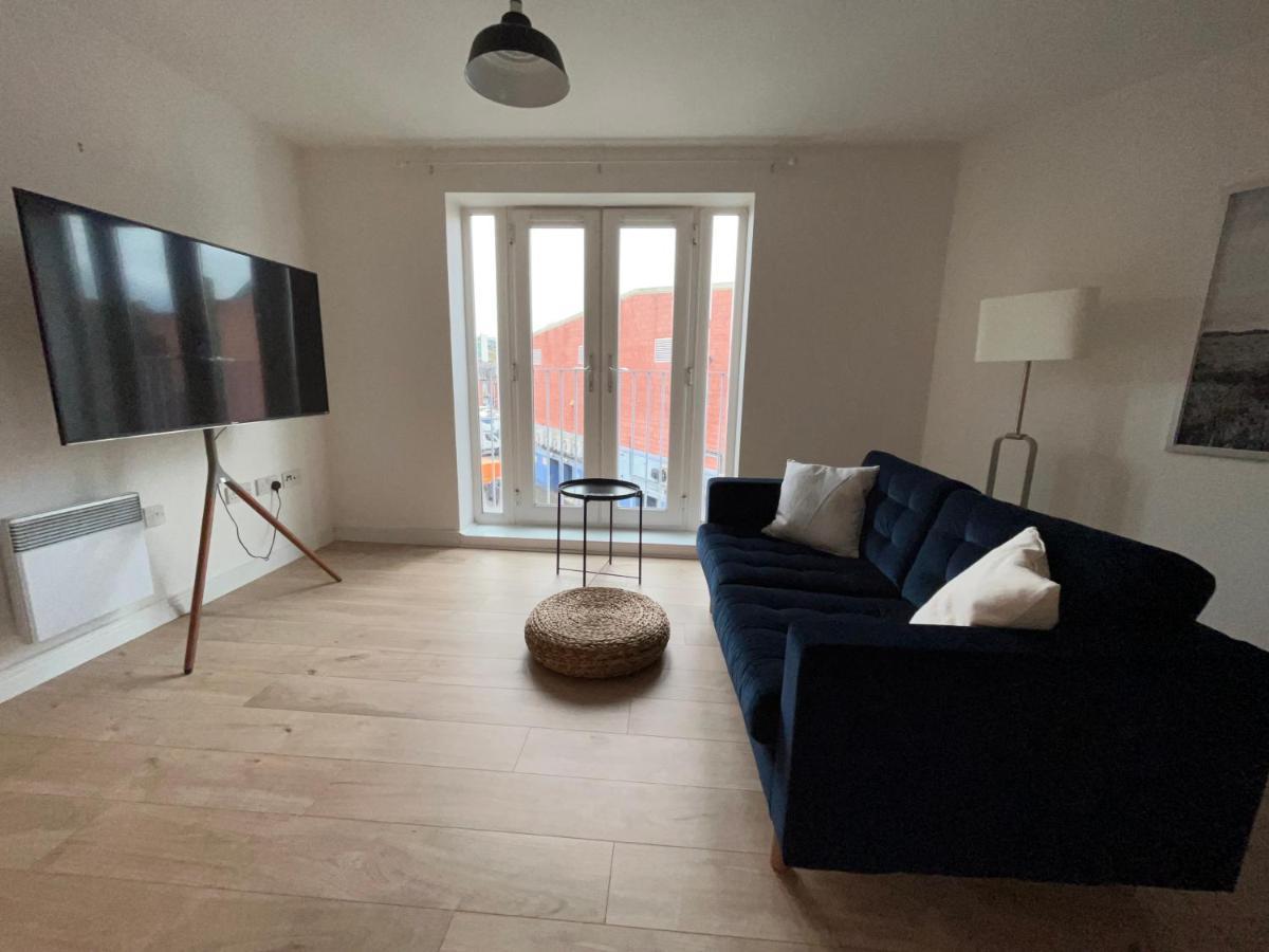 Apartment 2 Bedroom In Prime Location With Secure Parking
